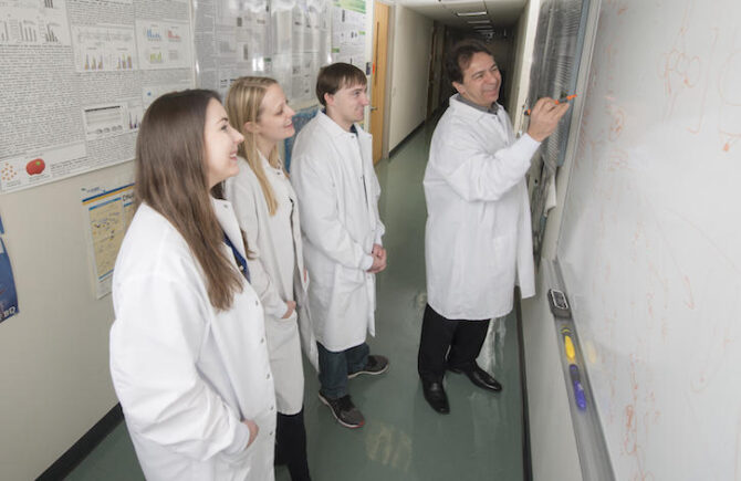 Mason scientist searching for ‘tried and tested’ treatment for COVID-19