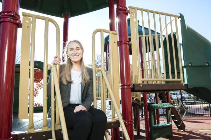Mason doctoral student receives national research award to study the relationship between PTSD and children’s emotional functioning