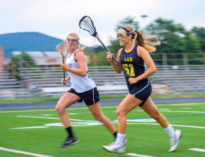 Mason professor finds that headgear reduces concussions in high school girls’ lacrosse